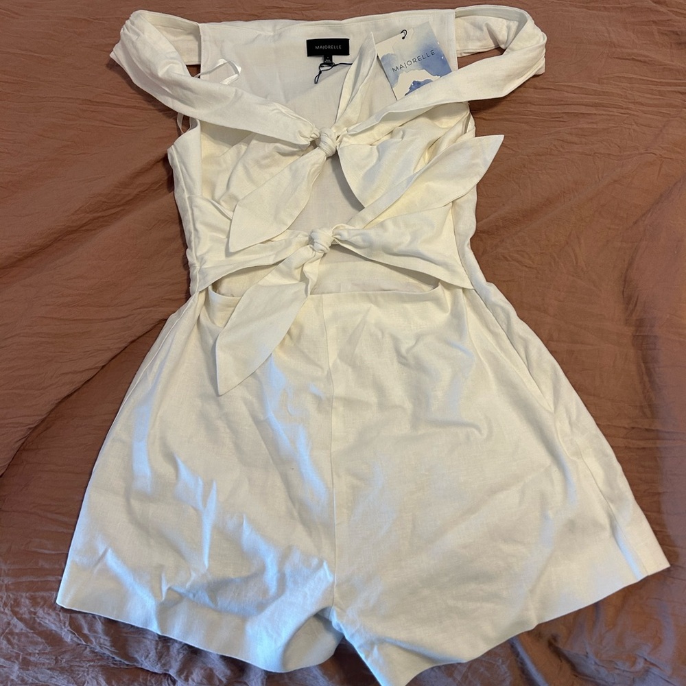 Major Elle Olive Romper in White - Picture 4 of 4